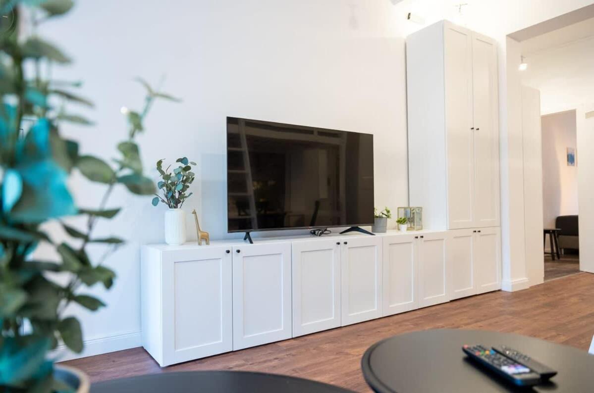 Shabby Chic Apartment In Ideal Location Hamburg Luaran gambar