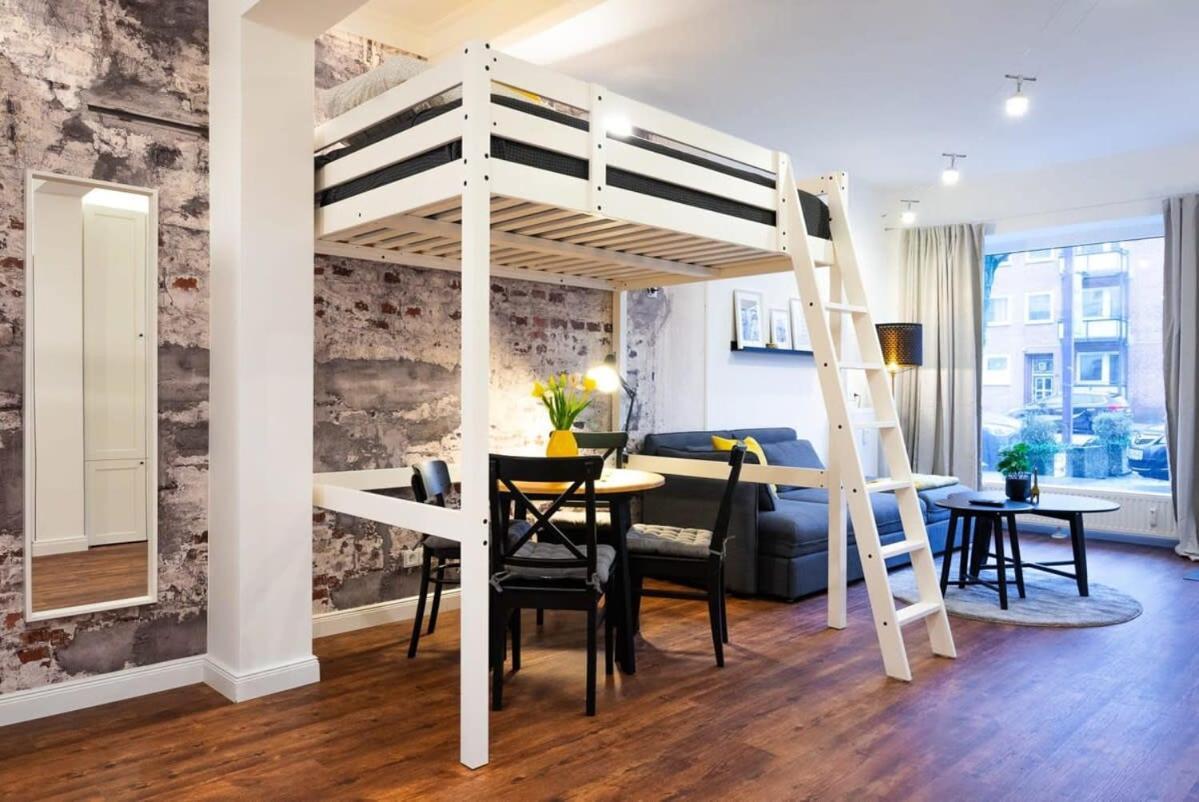 Shabby Chic Apartment In Ideal Location Hamburg Luaran gambar