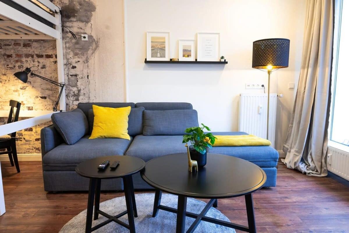 Shabby Chic Apartment In Ideal Location Hamburg Luaran gambar